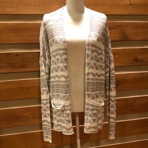 Hollister Gray and White Sweater / Shrug